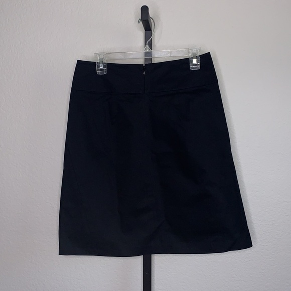 BANANA Republic Skirt - Picture 2 of 7